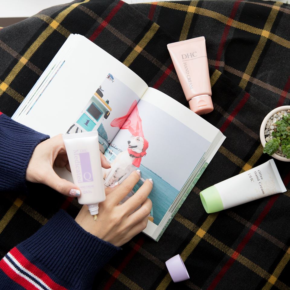 Kem dưỡng da tay DHC Olive Hand Cream 55g