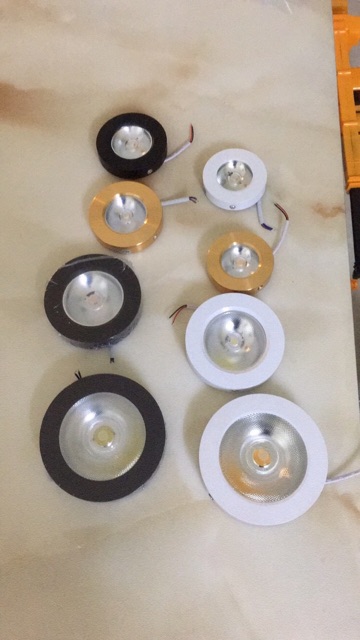Đèn ốp tủ rượu 5w điện 220v