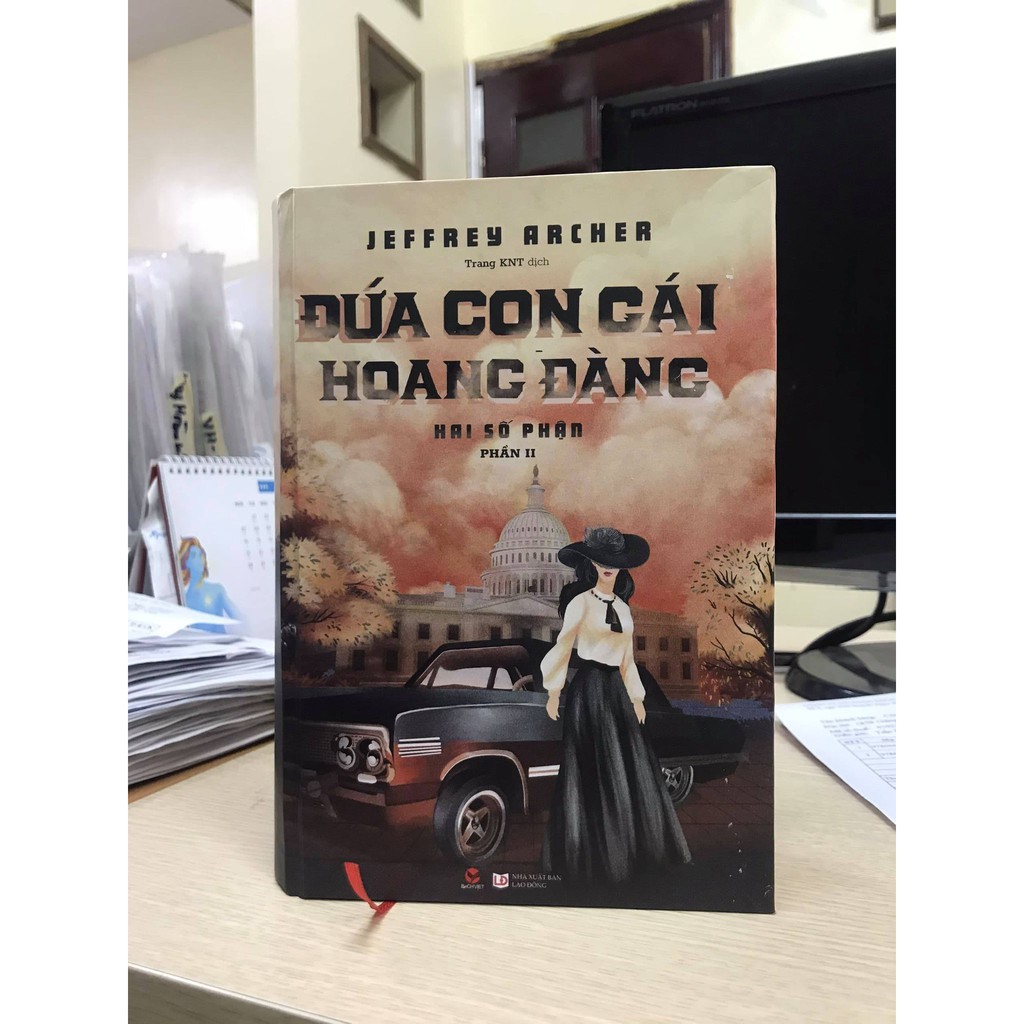 Sách - Đứa con gái hoang đàng