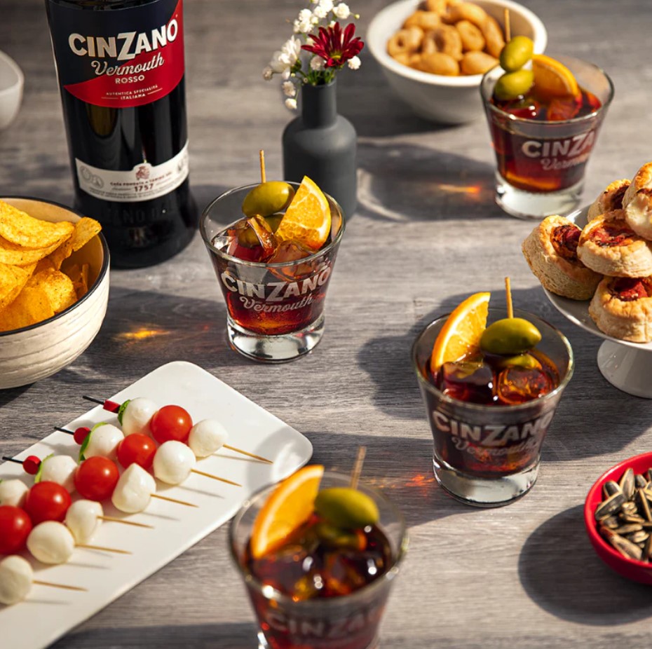 [MUA 2 TẶNG 1 ÁO] [Chính hãng] [Trên 18 tuổi] Rượu mùi Cinzano Rosso Vermouth 15% 1000ml