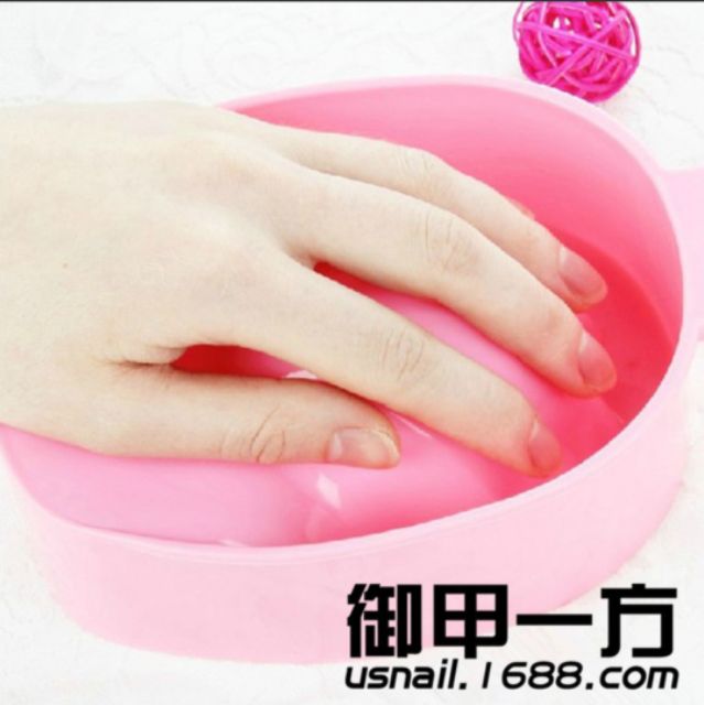 Bát ngâm tay làm nails