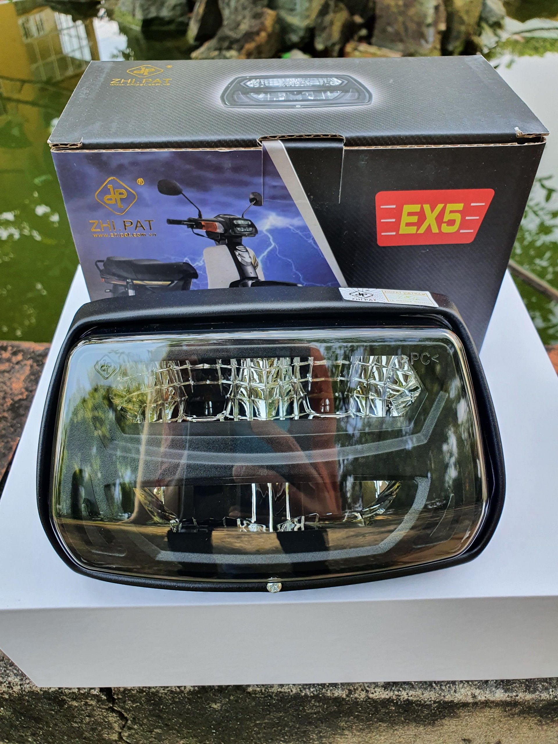 Led pha 2 tầng zipat cho xe honda dream (honda ex5)