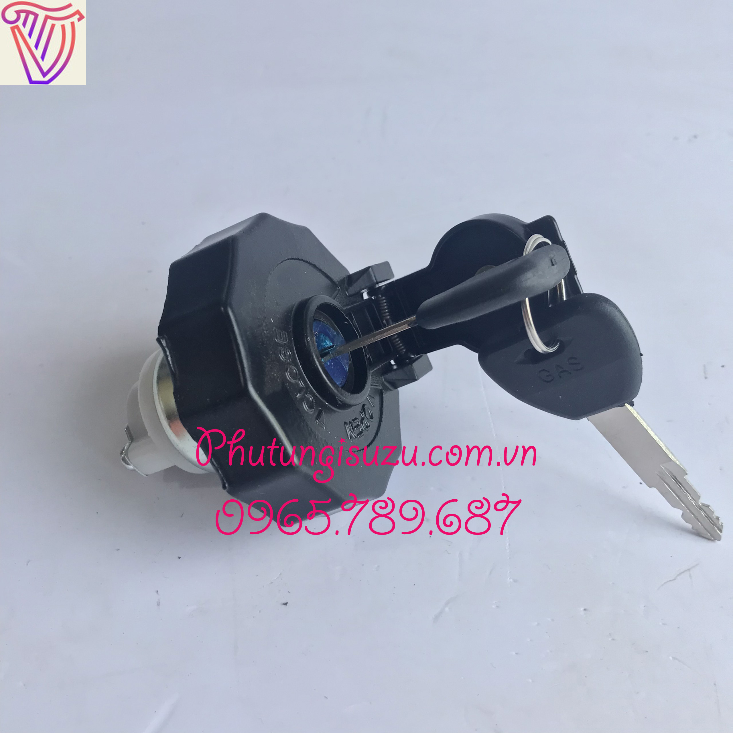 Nắp bình dầu Isuzu QKR / NQR