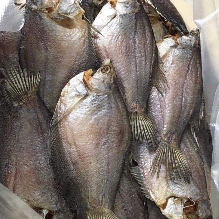 Khô cá sặc 1KG, đặc sản Miền Tây chất lượng thơm ngon (7*8C/500GR) , nhiều thịt phơi sấy bằng nắng tự nhiên , đảm bảo vệ sinh thực phẩm . Thiên Tú Store kinh doanh hải sản khô , thực phẩm khô ,cá khô kinh nghiệm ,trách nhiệm,uy tín