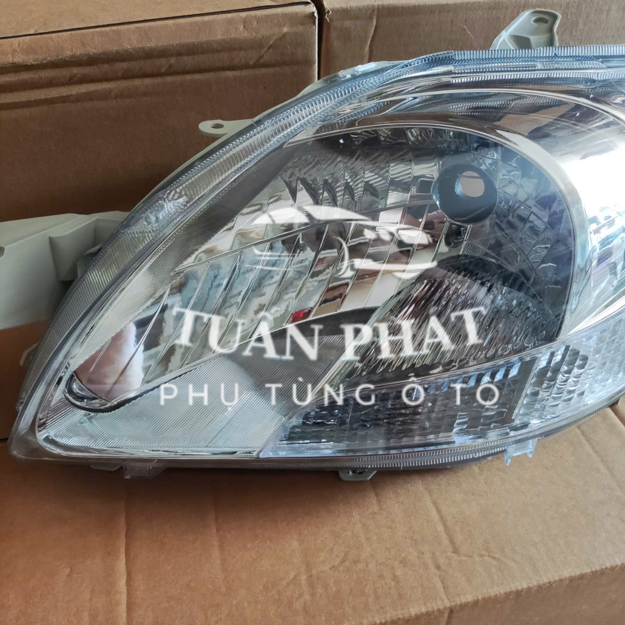 Đèn Pha Xe Toyota Vios 2007-2013