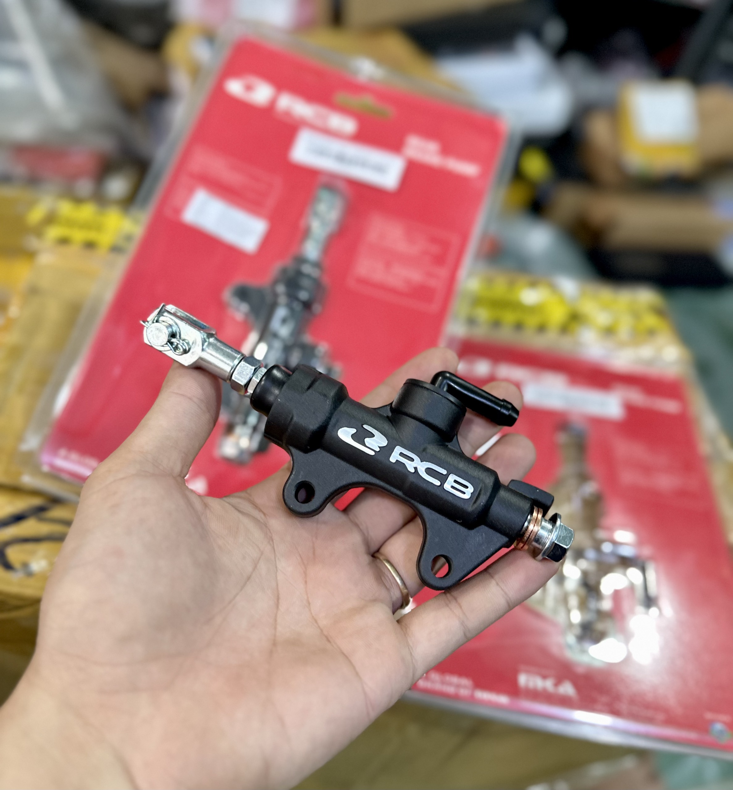 Ben đạp sau NISSIN thailand S4 12,5mm lắp đặt nhiều dòng xe