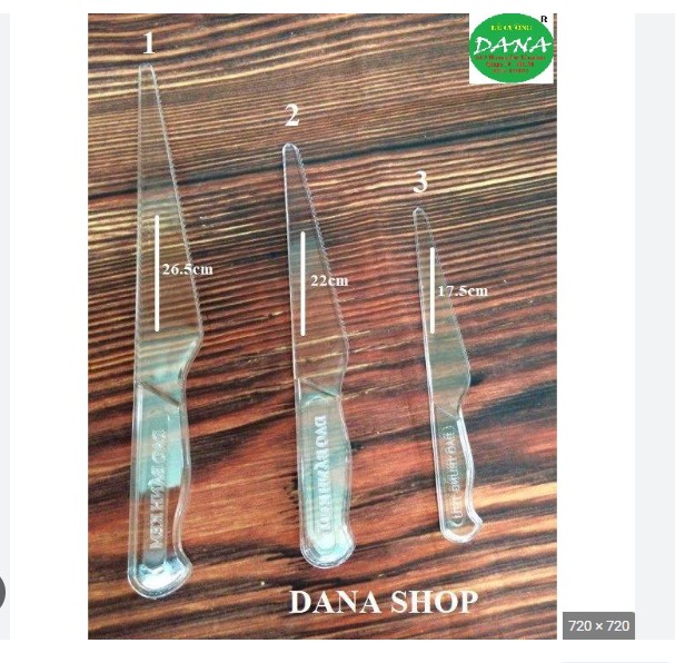 Dao nhựa trong cắt bánh kem