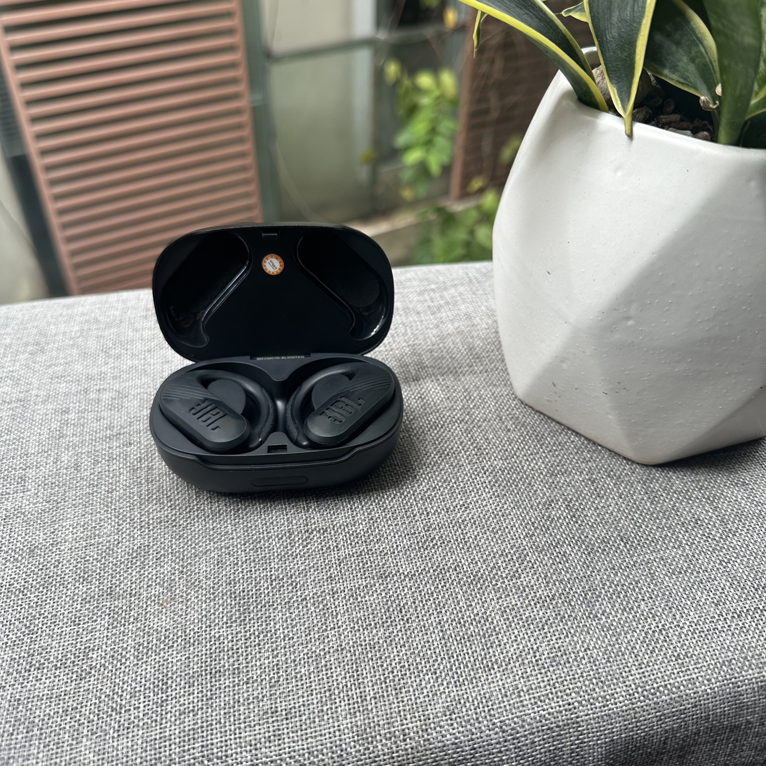 Tai nghe bluetooth JBL peak II
