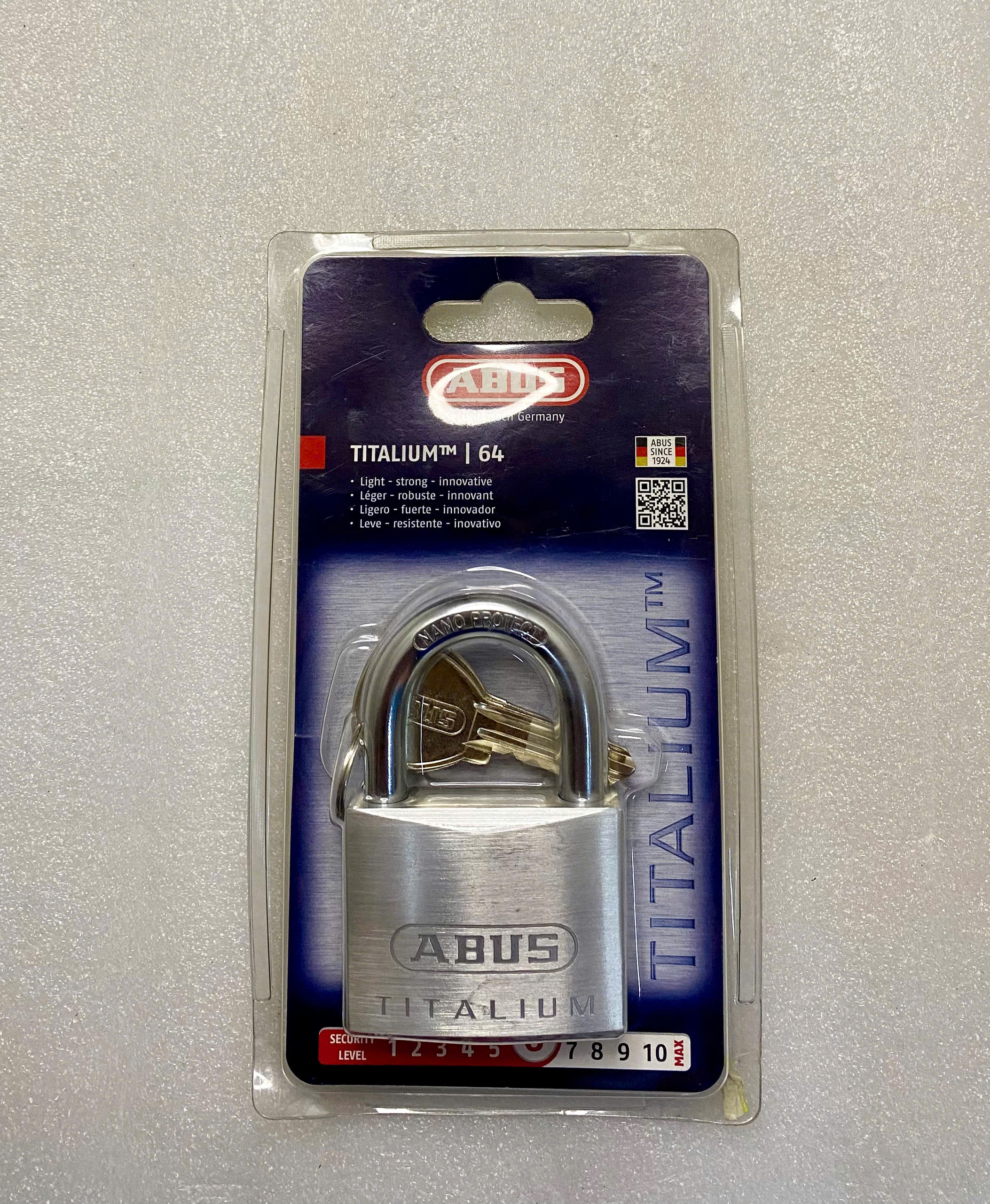 [HCM]ABUS 64Ti/50 KHOÁ BẤM ABUS TITALIUM 64TI/50MM CÓ 4 CHÌA CAO CẤP KHOÁ ĐỨC AN TOÀN CHỐNG CHÌA VĂN NĂNG RẤT TỐT