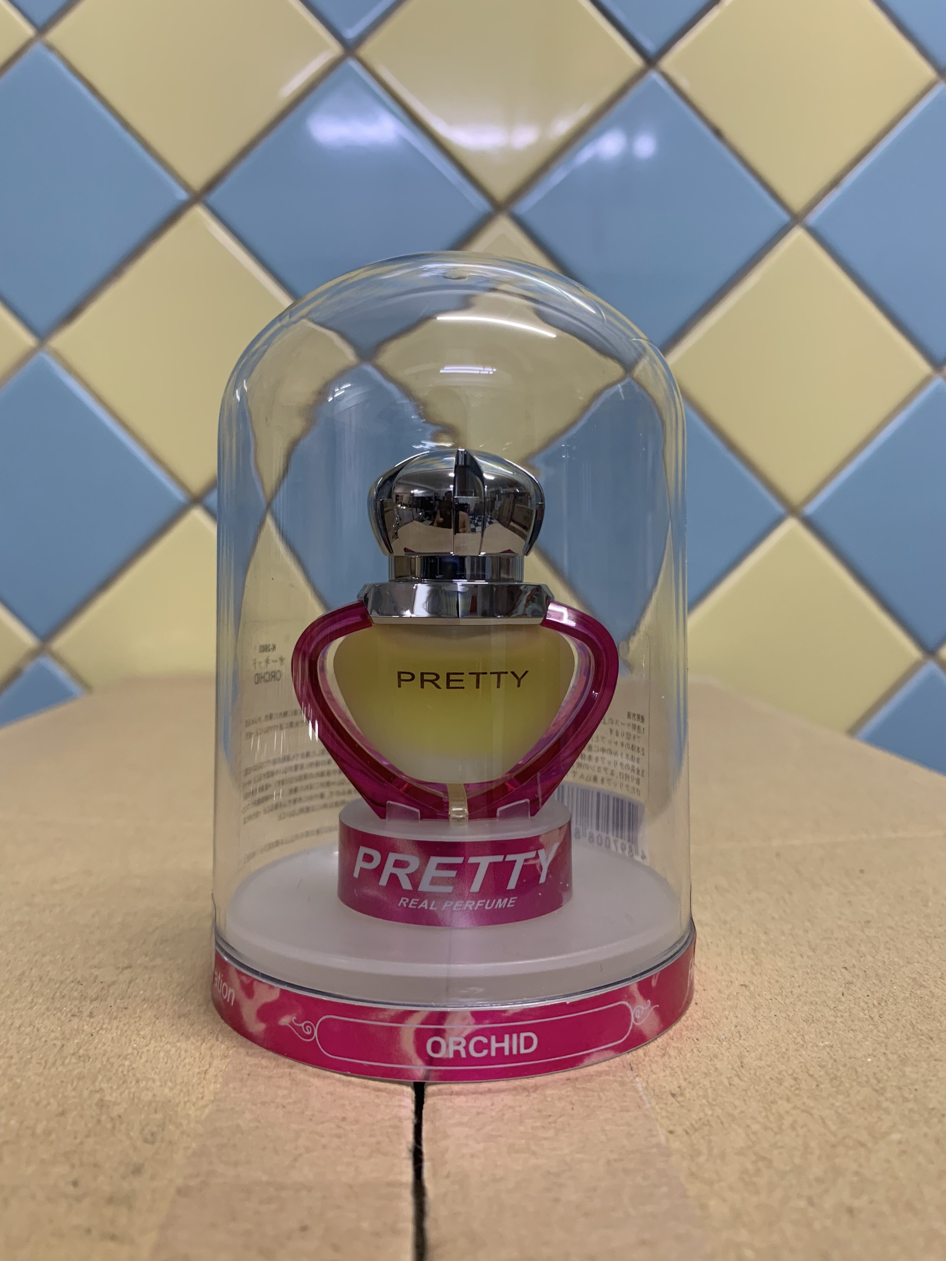 NƯỚC HOA KẸP CỬA GIÓ Ô TÔ PRETTY