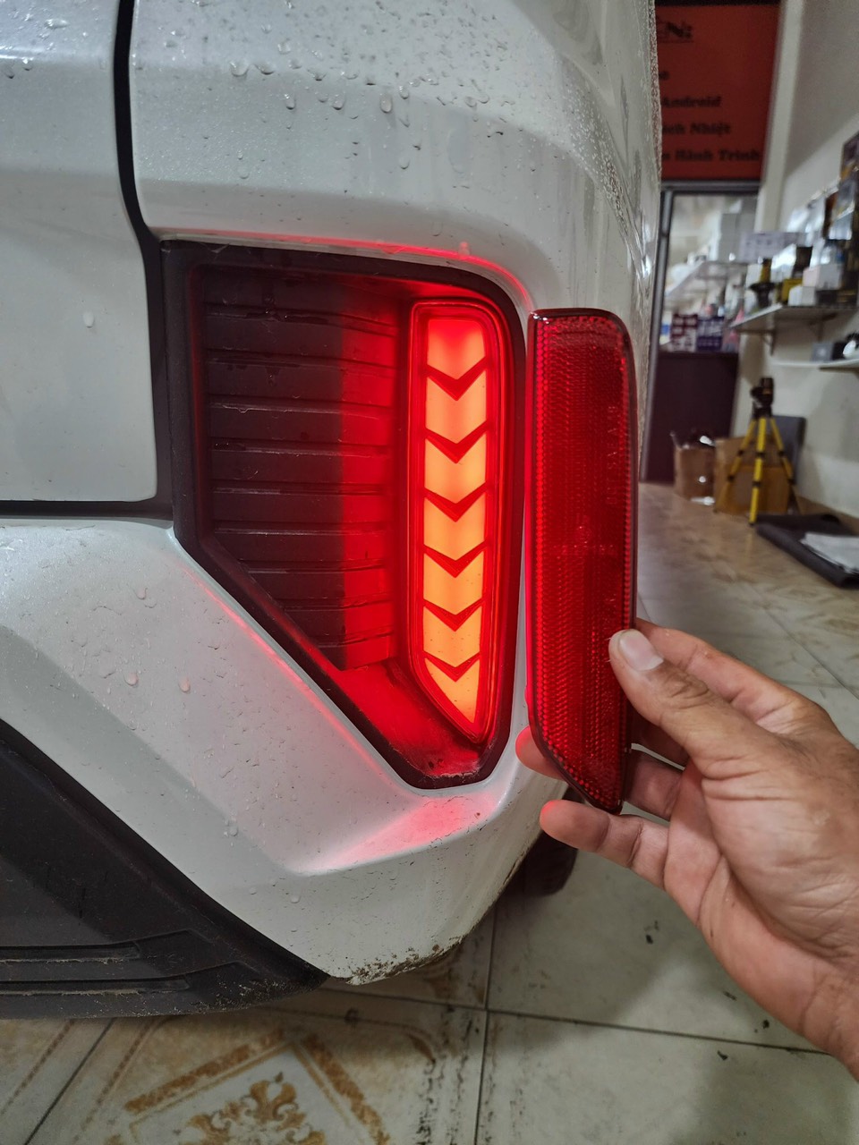 Đèn cản sau Mitsubishi Xpander, Mirage, Attrage