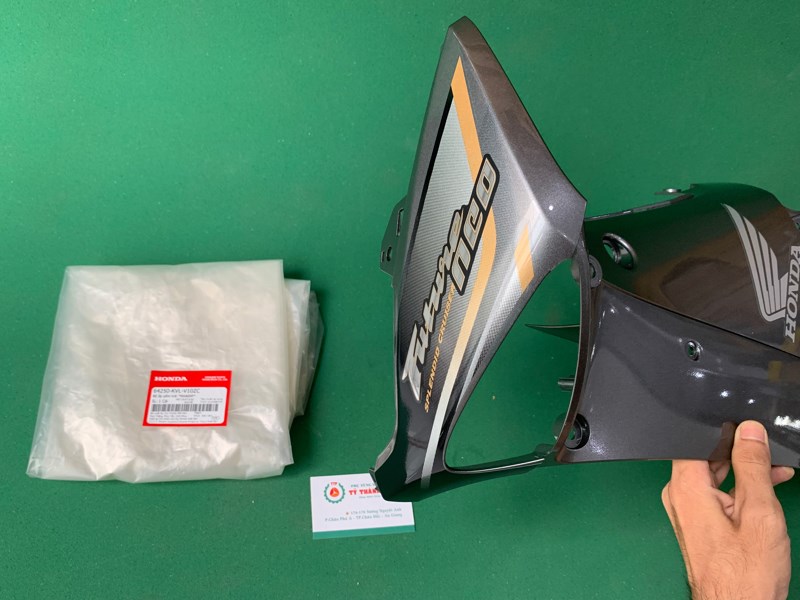 Tem bửng trong Neo GT 07 Đen Trái (Miếng)