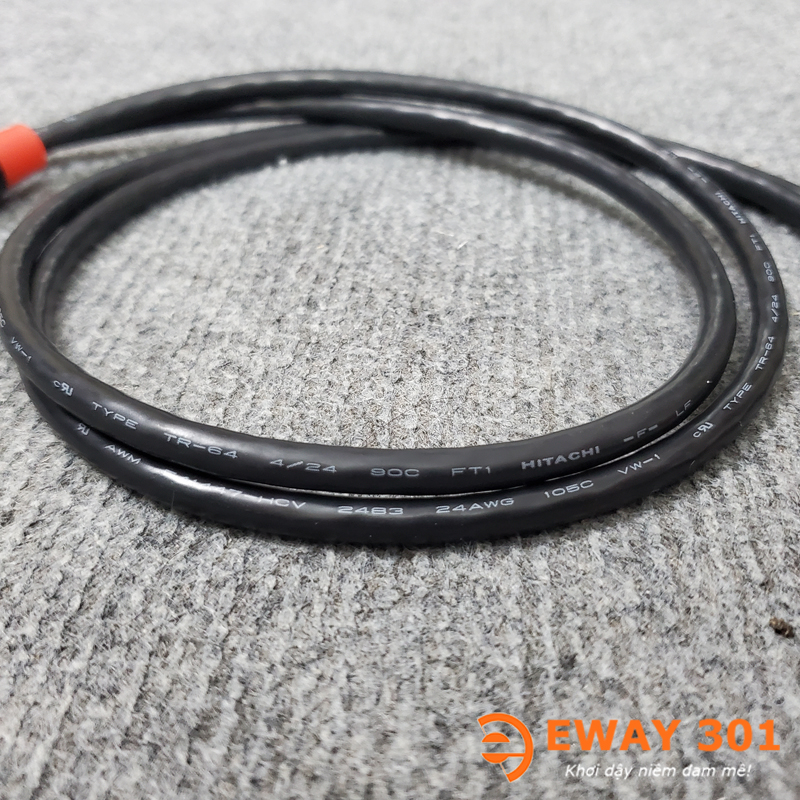 Original Hitachi 2 AV/RCA to 2 AV/RCA out audio cable
