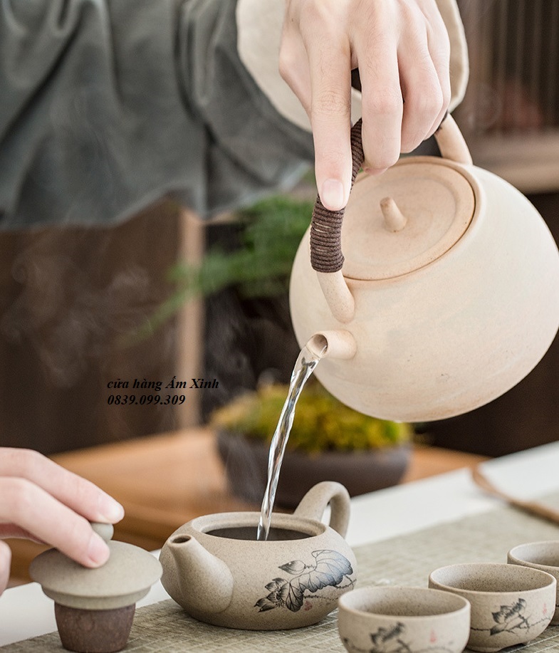 Bộ ấm chén sứ pha trà cao cấp họa tiết Hoa Sen