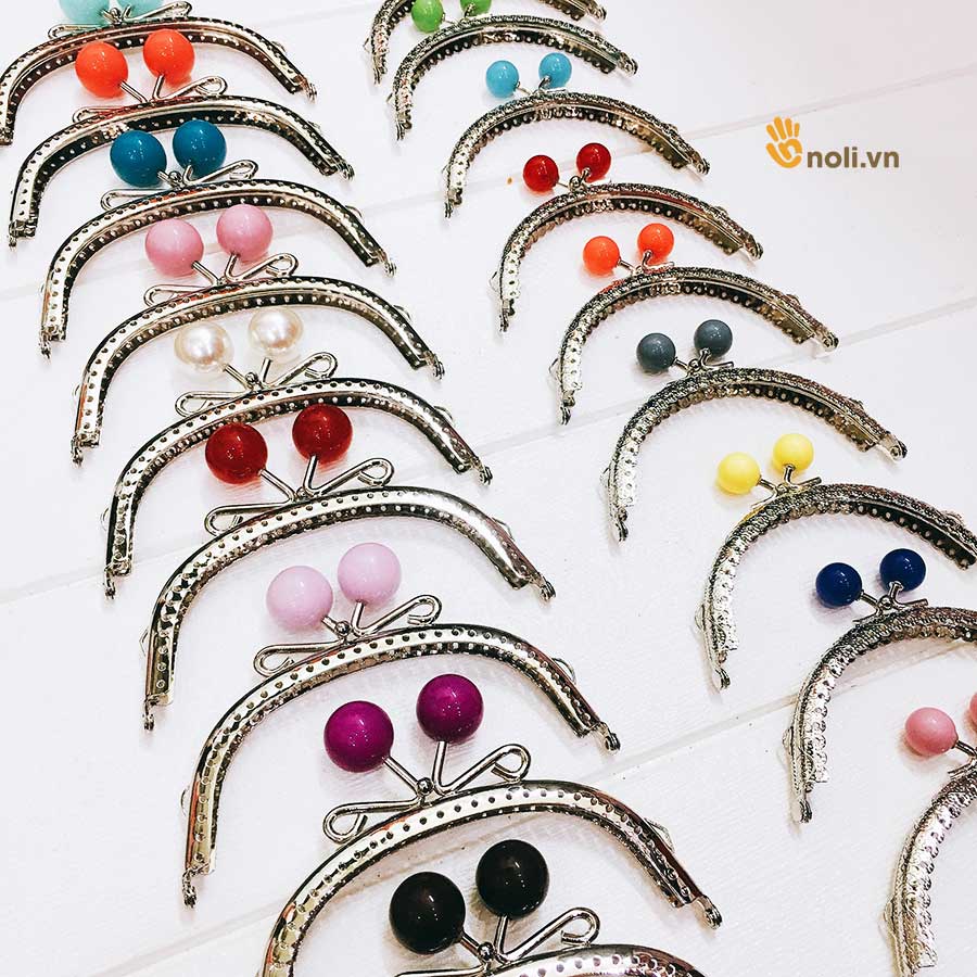 Pearl bag frame for handmade handbags