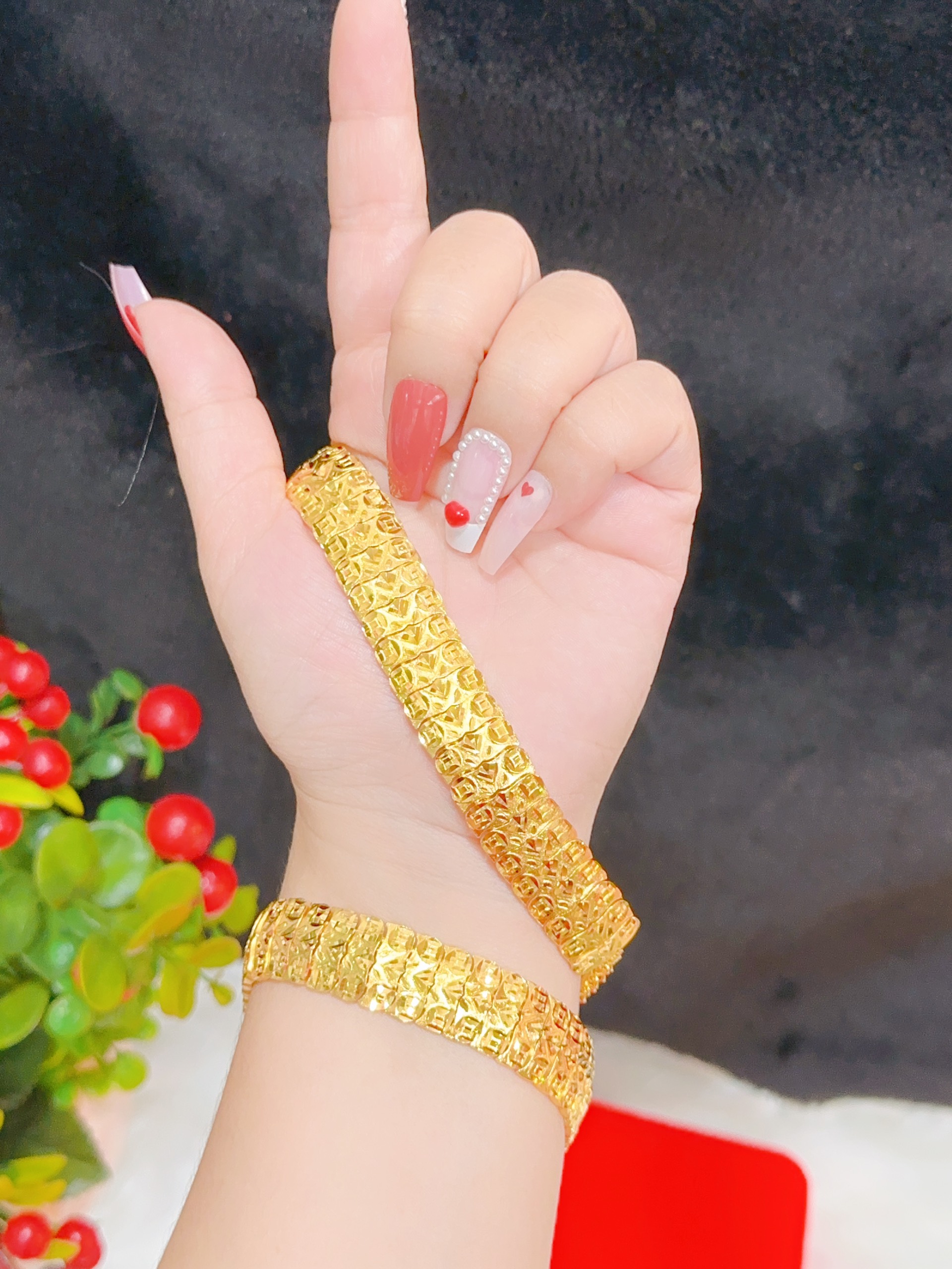 Lắc tay cham đồng tiền 3 chỉ chuẩn màu 24.k cao cấp K541