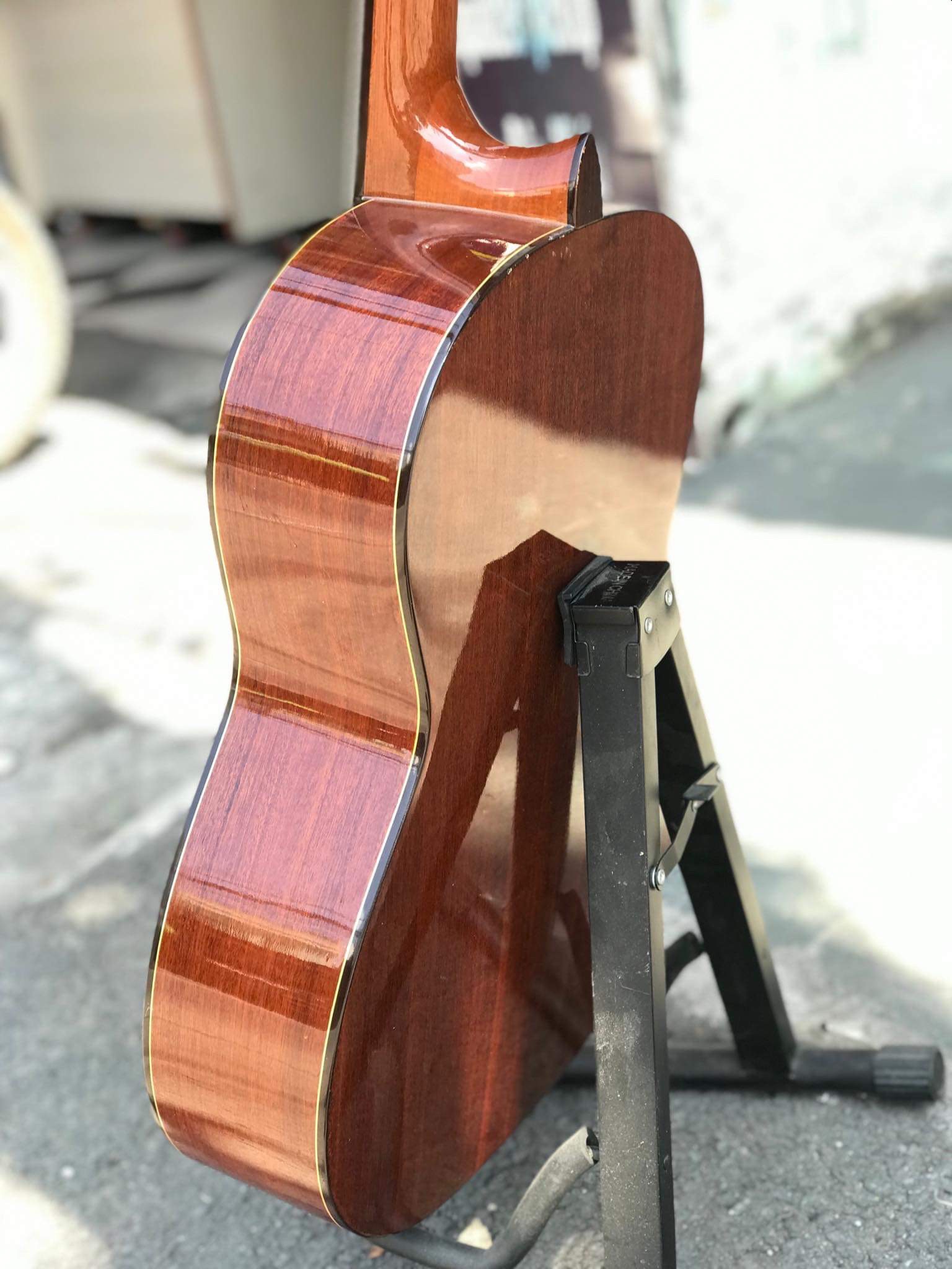 (Miễn Phí Ship) Đàn guitar classic gỗ Mahogany CLMH25