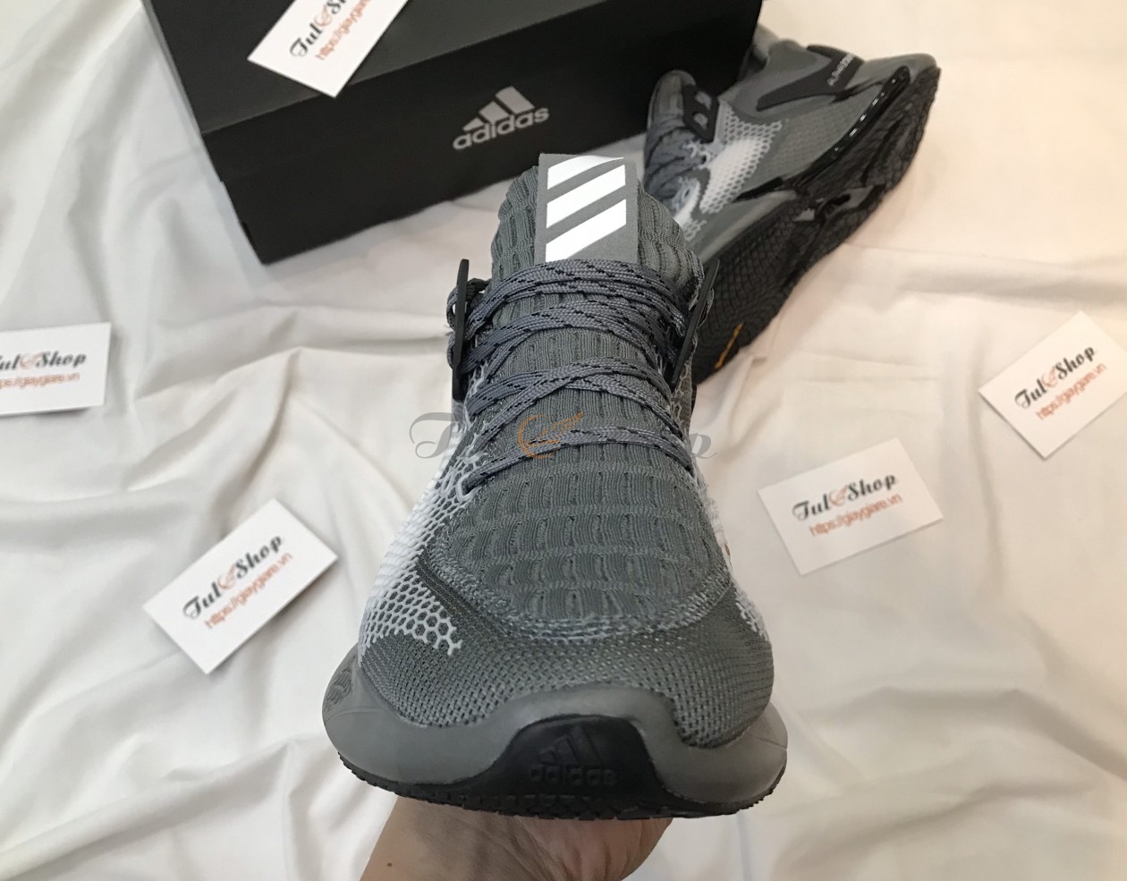 Giày Thể Thao ALPHA GREY SILVER Nam , Nữ Cao Cấp (Full Box)