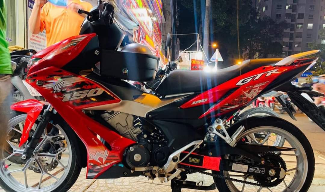 [HCM]Tem xe winnerX  tem rời cao cấp 3 lớp dán xe đỏ