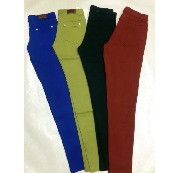 Quần ôm body kaki size 40-60kg (khách mua coi phần mô tả dùm shop nhé)