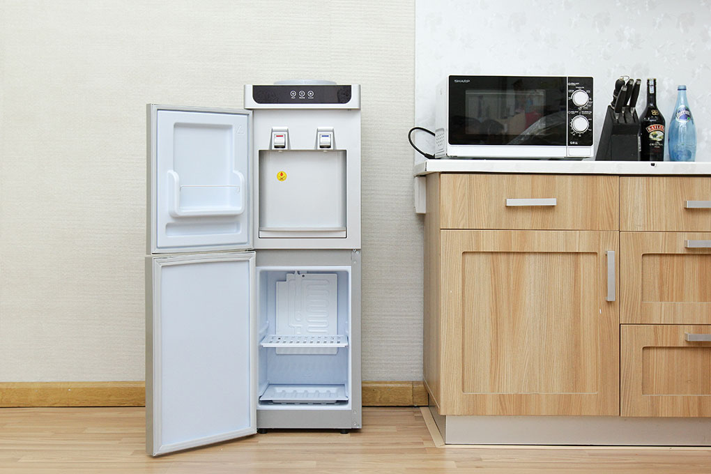 [HCM]Cây nước nóng lạnh Kangaroo KG40N