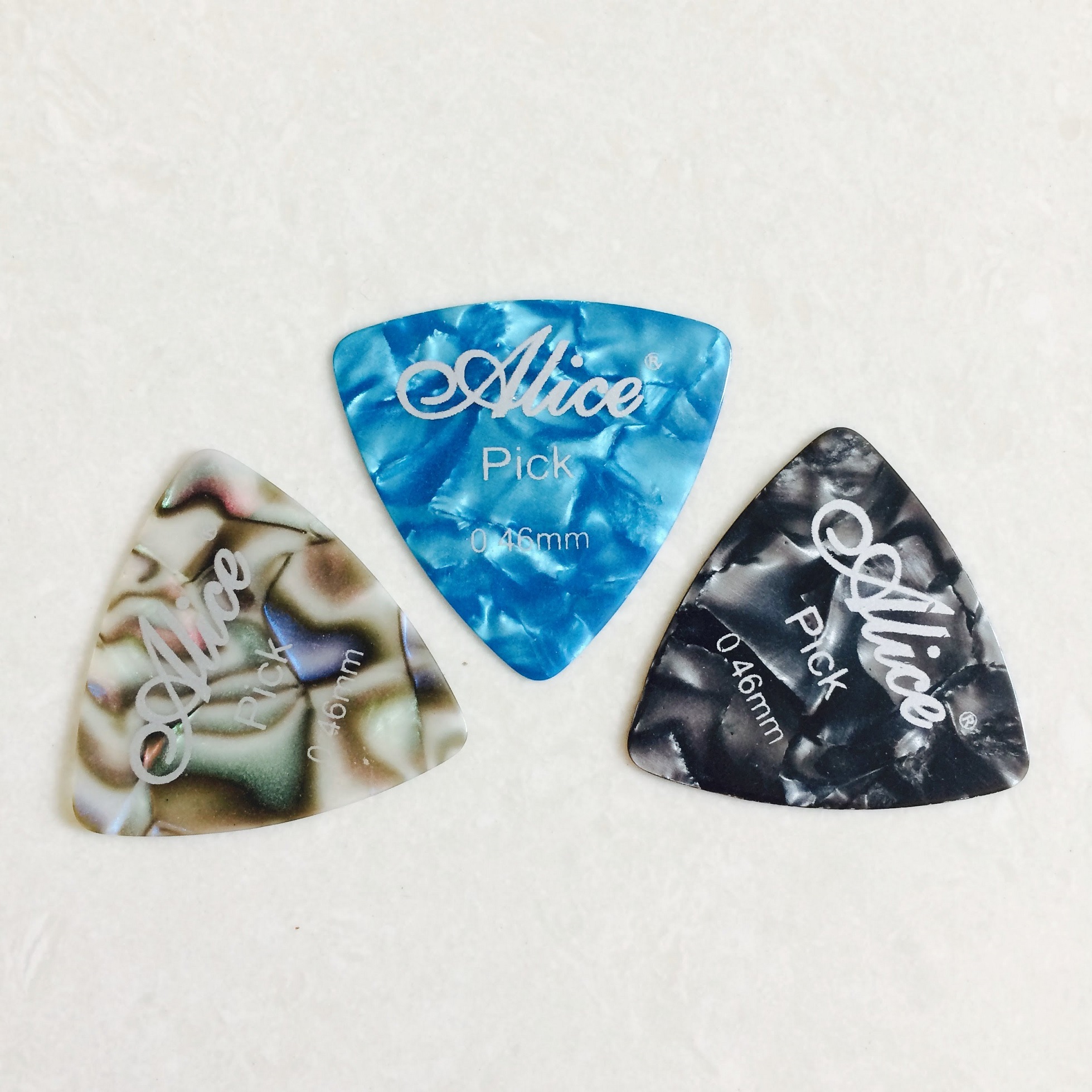 Bộ 3 cái guitar pick Alice 0.46mm mẫu tam giác - Màu ngẫu nhiên Sale rẻ dưới 49k - Duy Guitar Store
