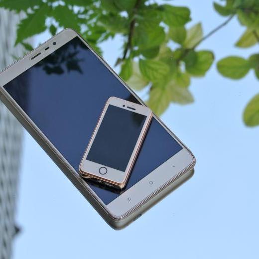 Bật Lửa Điện Hồng Ngoại Kiểu Dáng Iphone 5S mini cực đẹp - Batluagiare Store