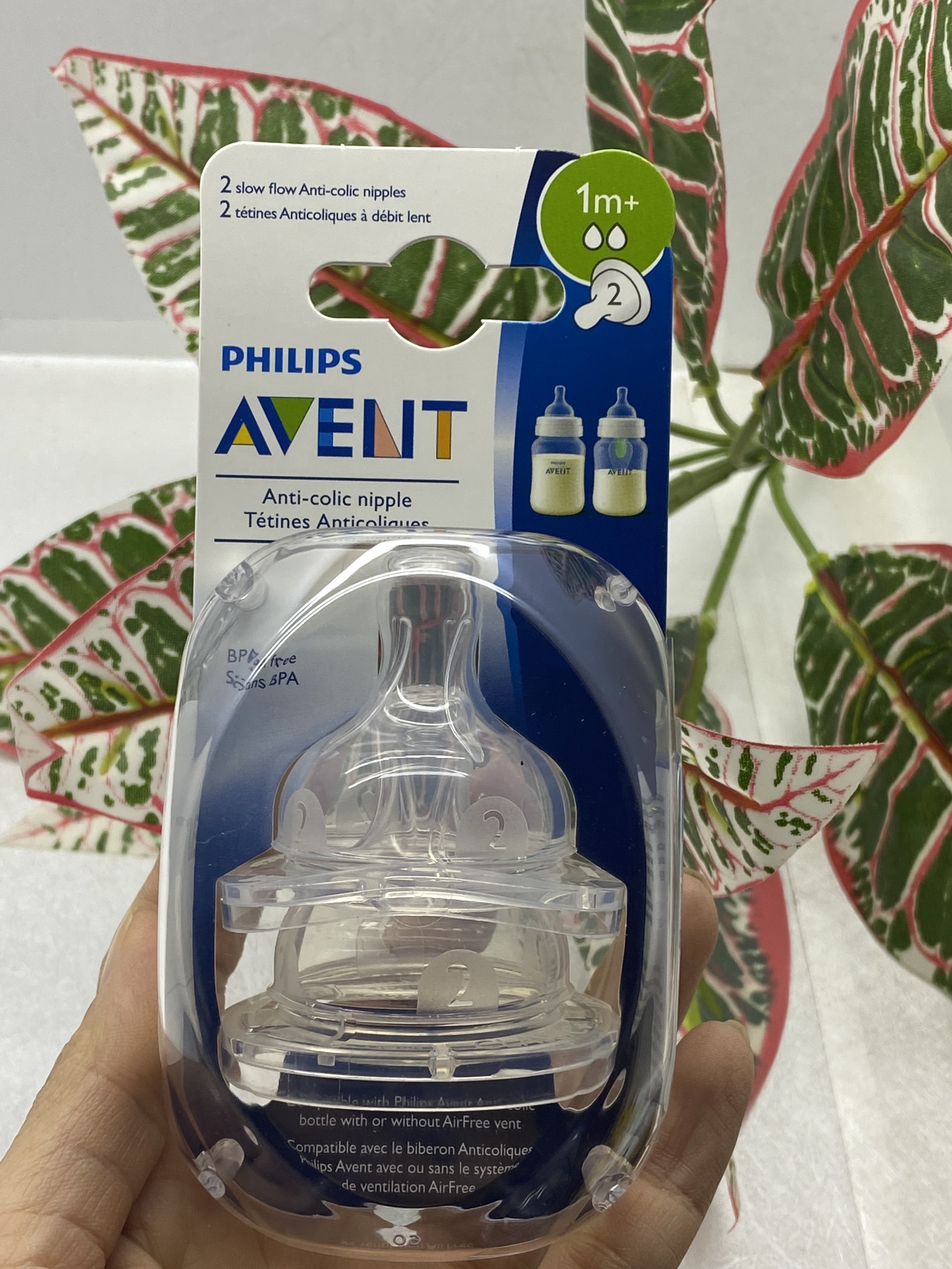 Bình sữa và núm ti thay thế Avent Classic có van chống sặc, giảm đầy hơi các size