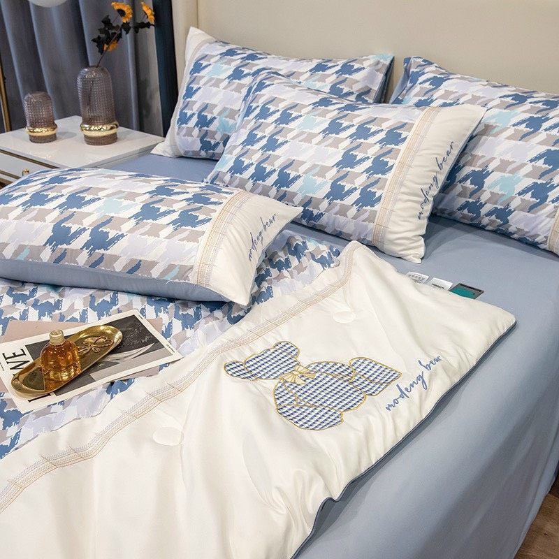 Bộ ga gối chăn hè phi lụa 4 món Gấu Én  An Như Bedding