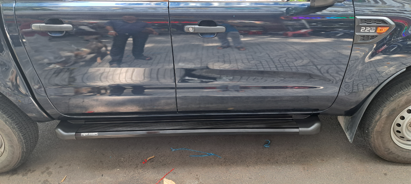 Bậc bước ngoài (NHÔM ĐÚC) FORD Ranger