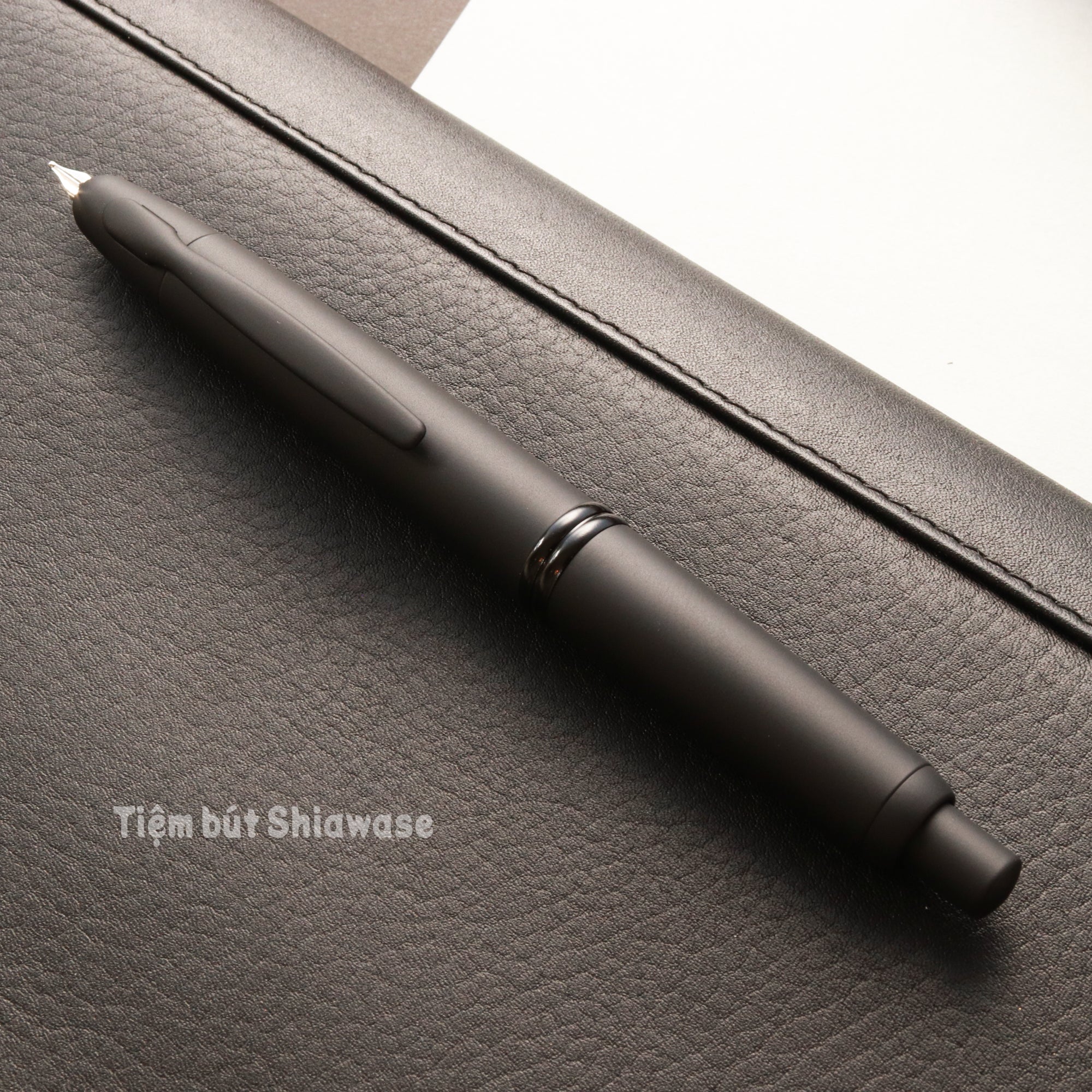 Bút Máy Pilot Capless Vanishing Point Matt Black - Đen