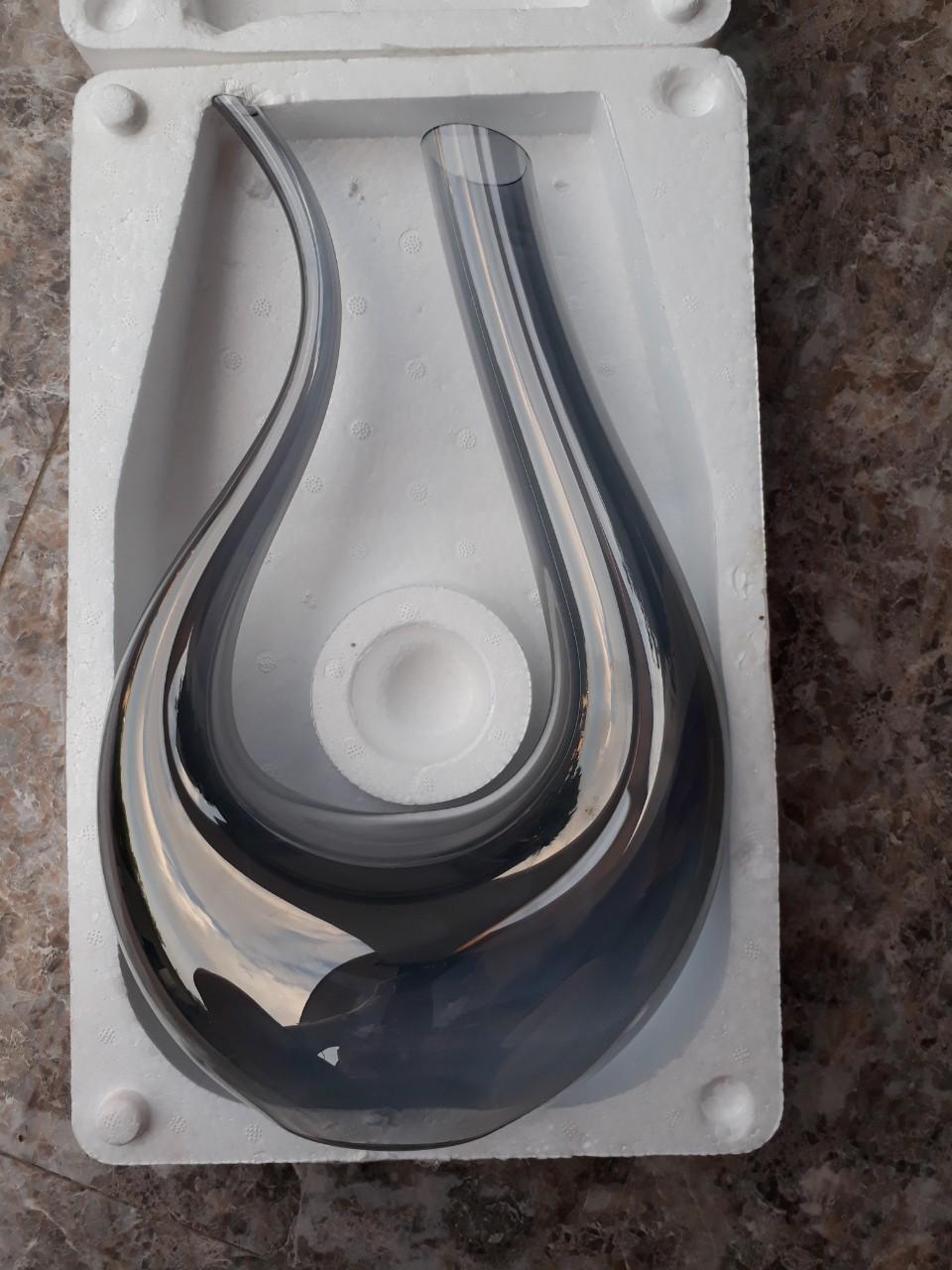 Decanter Thiên Nga chữ U xám