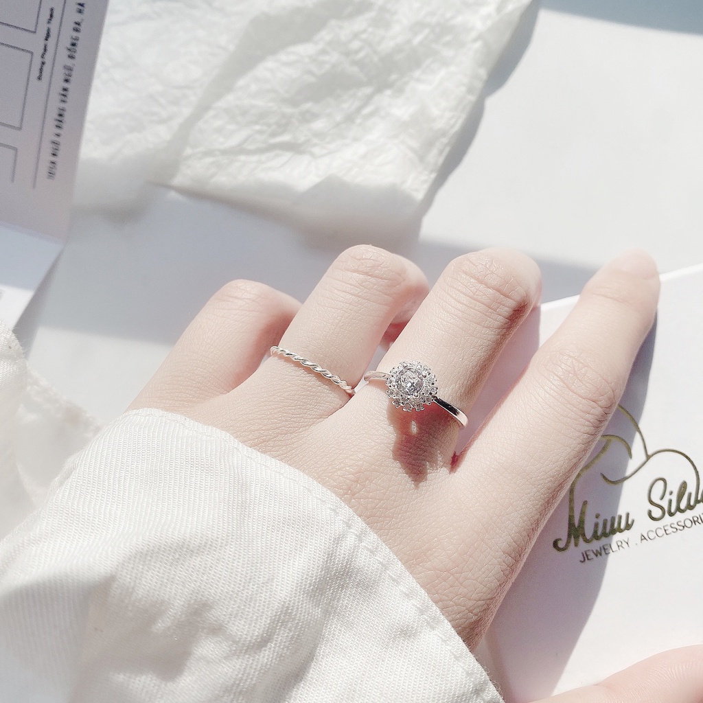 Nhẫn bạc nữ 925 Miuu Silver xoắn đơn giản, thời trang