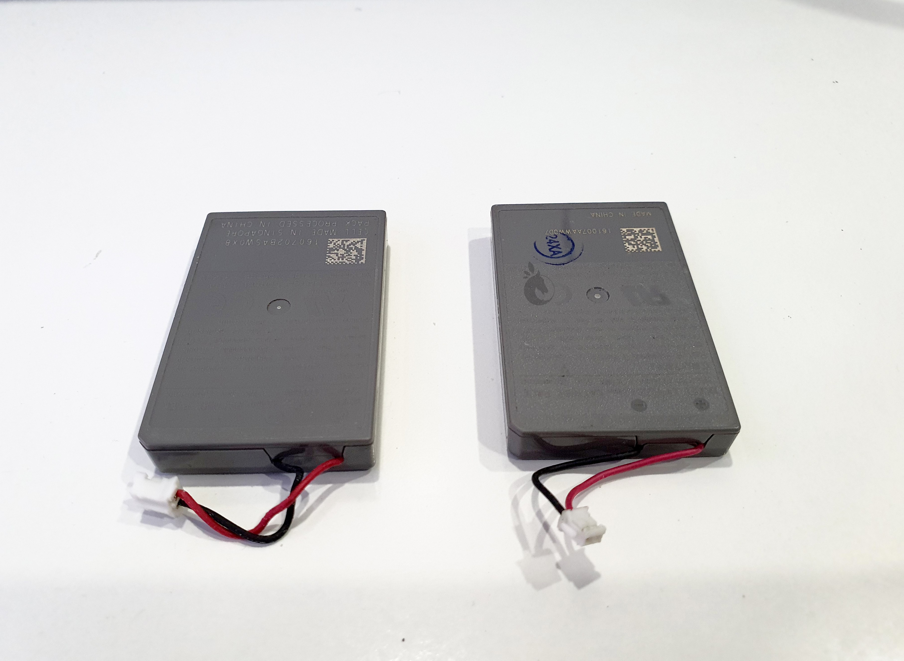 Pin cho tay cầm Dualshock 4 ( PS4 Controller ) Pin Gốc Chính Hãng