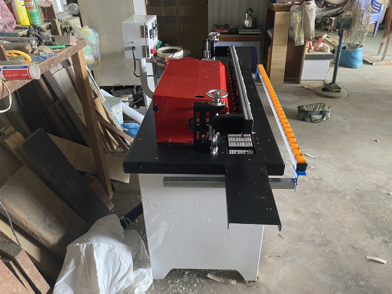 Máy dán cạnh WD900