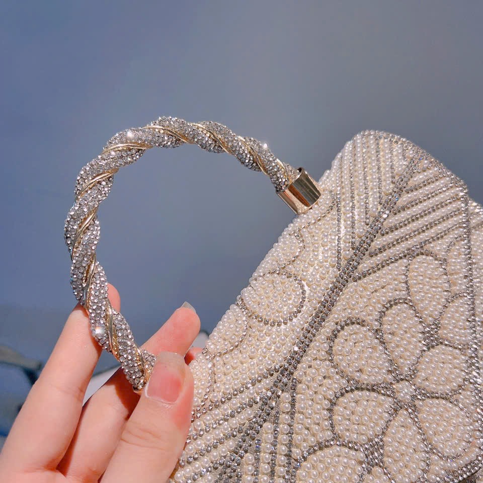 Clutch nữ nạm đá quai xoắn bling bling