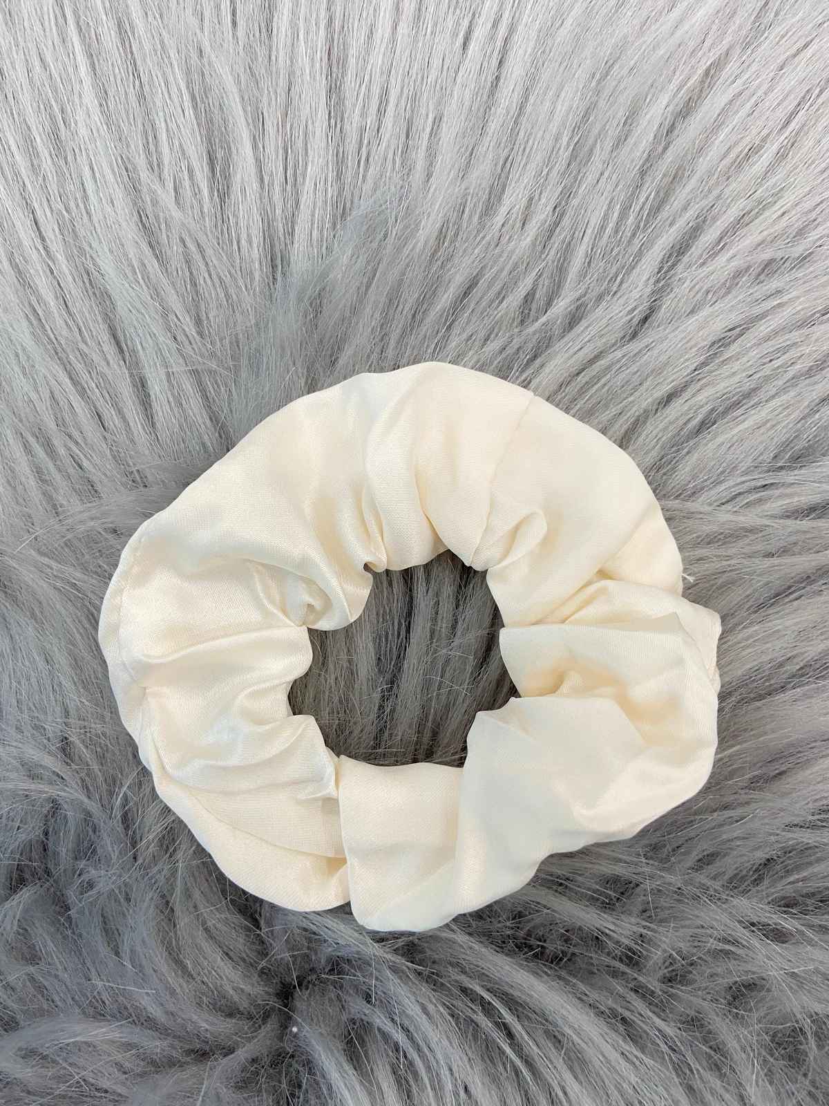 [Hàng tặng không bán - HB Gift] Set Lụa Michiru 3 món: 1 Áo choàng ngủ lụa+ 1 khăn Turban lụa+ 1 cột tóc lụa