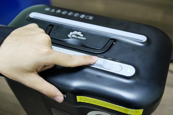 [HCM]Máy hủy tài liệu Silicon PS-800CN