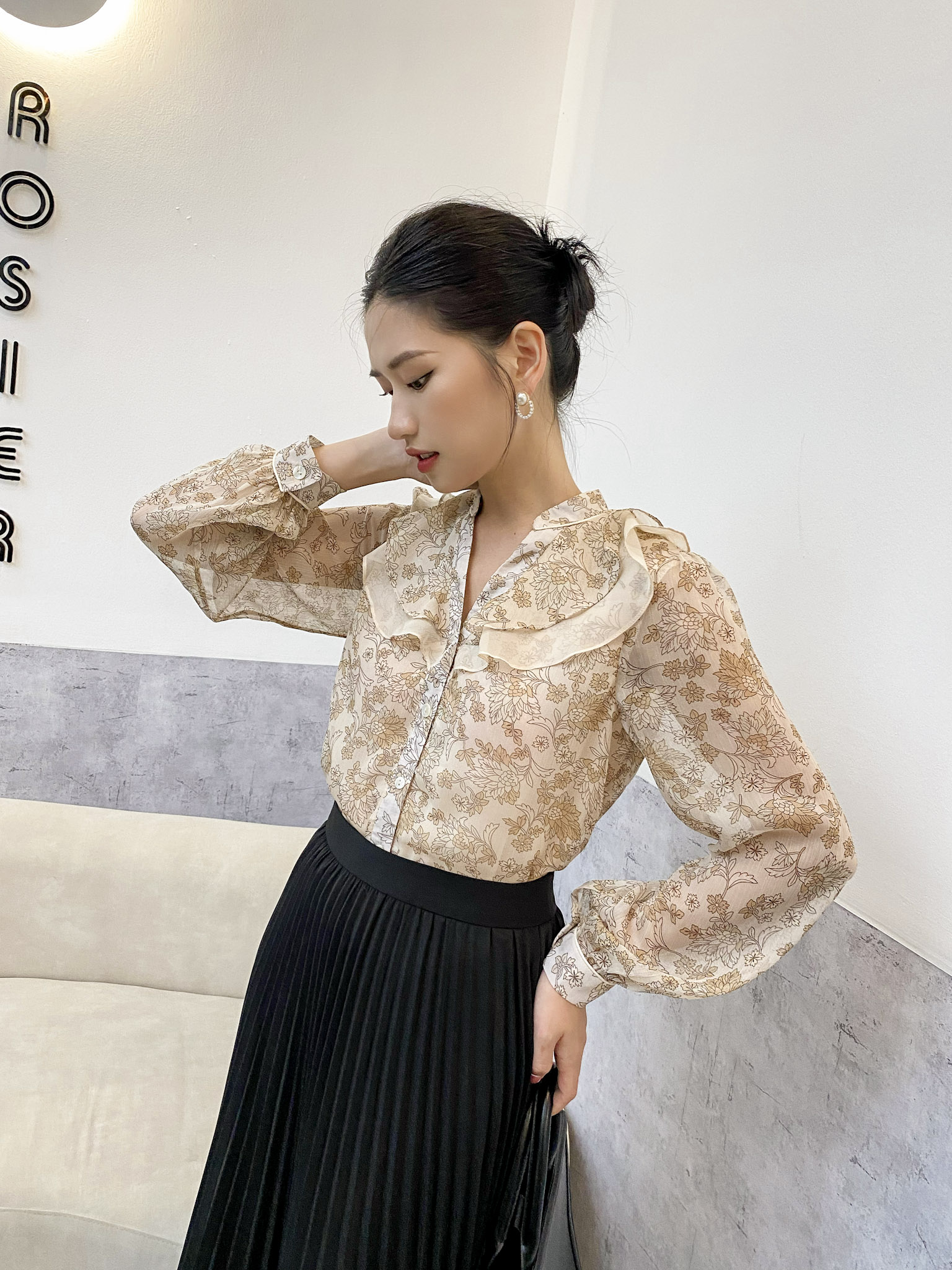 LALYA_CV109_Chân váy dập ly xòe quạt-Đen