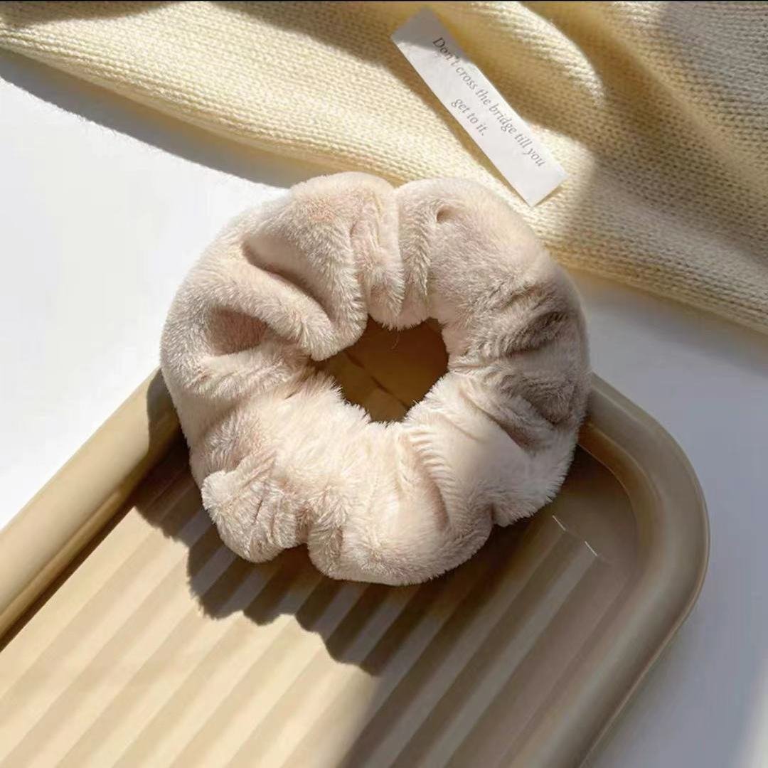 Cột Tóc '' Lông Nhung '' Mềm mịn - scrunchies