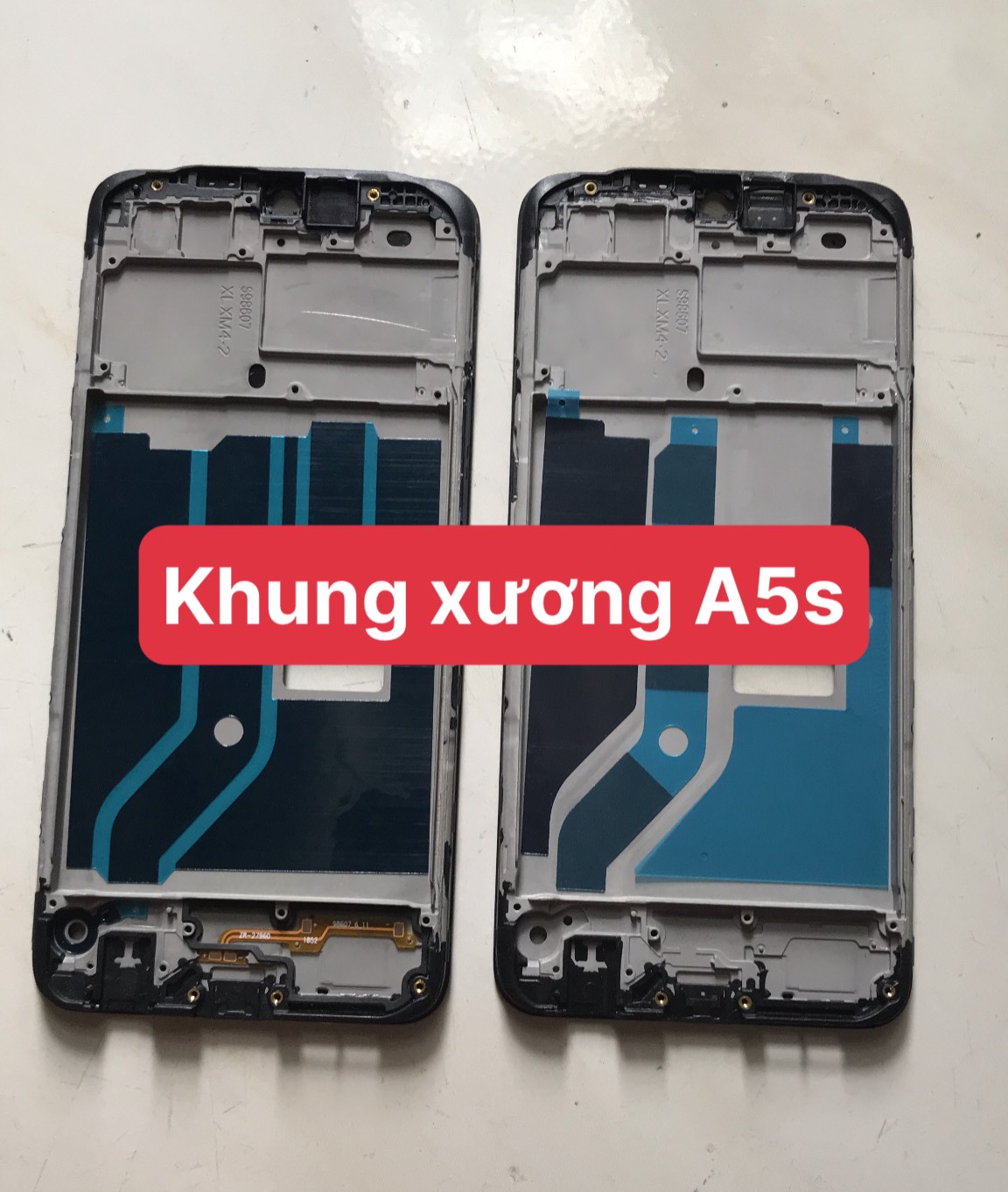 Khung Xương / sườn máy đỡ màn Oppo A5s zin