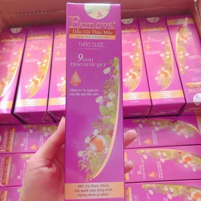 Dầu gội thảo dược EUNOVA hàng công ty