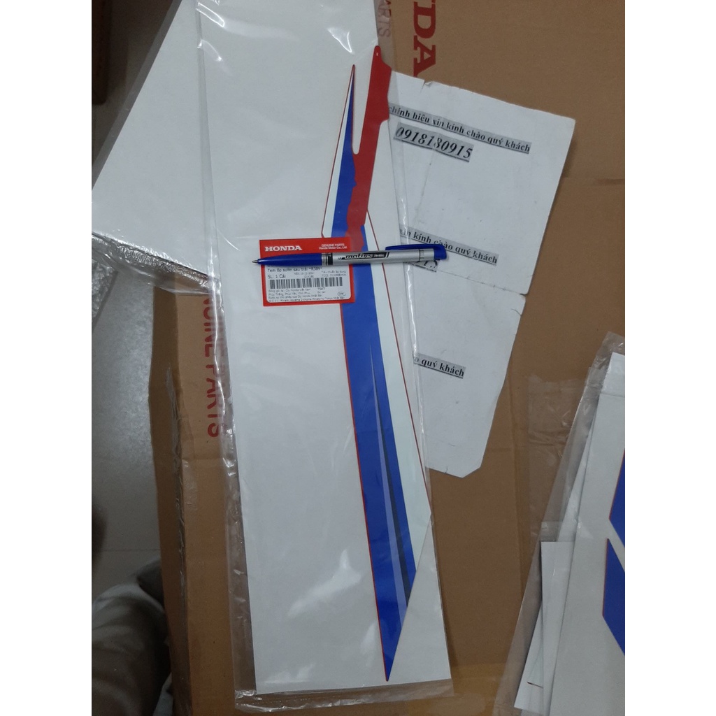 tem winner x v3 hrc đường đua đỏ v3