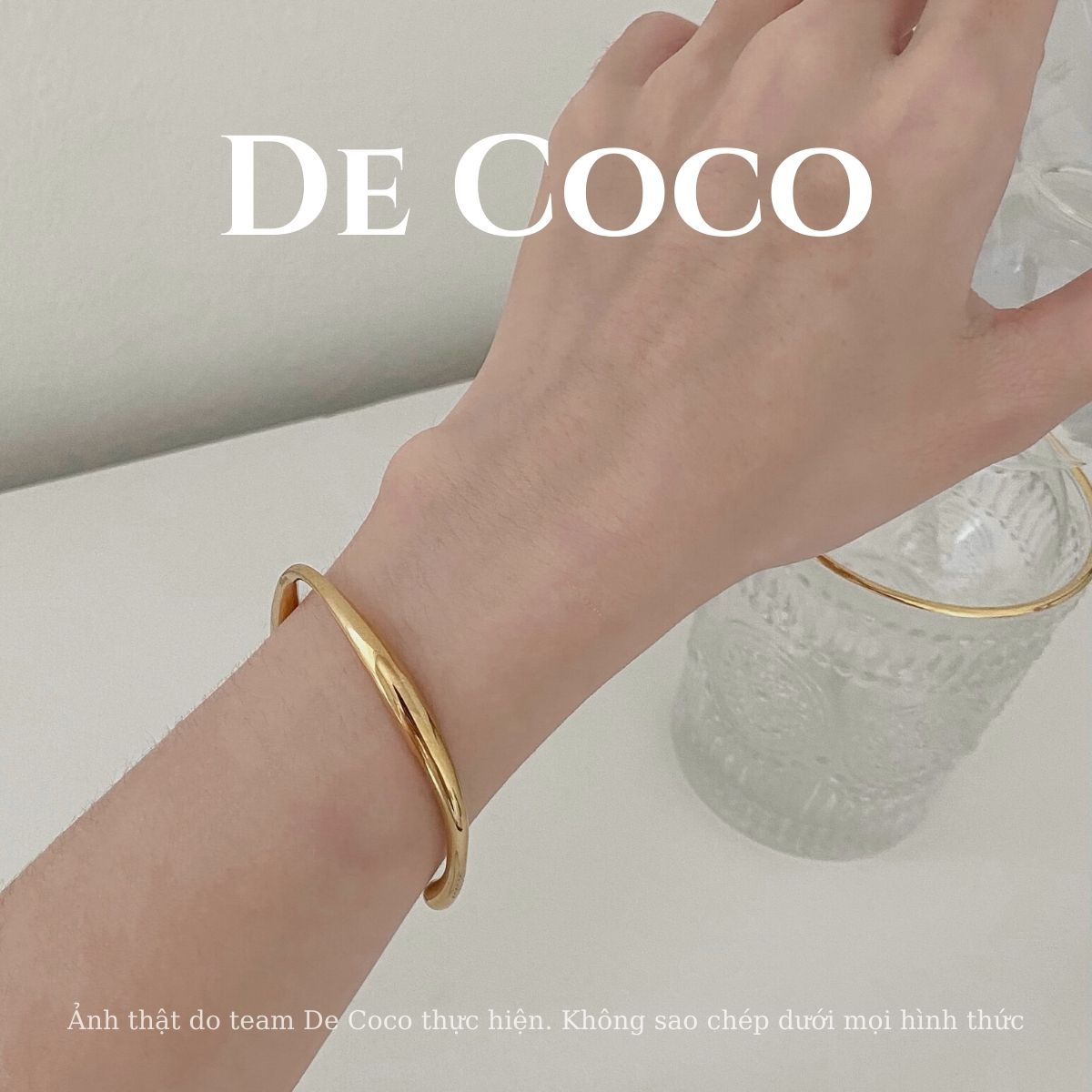 Vòng tay, lắc tay nữ cuff uốn lượn Bezel De Coco