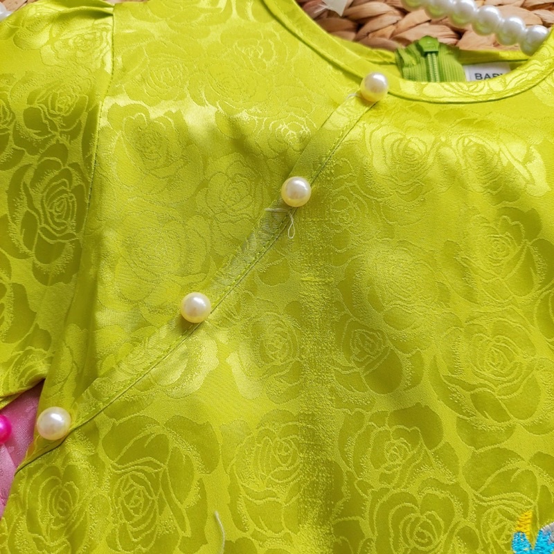 Set bà ba thêu hoa đào cho bé gái