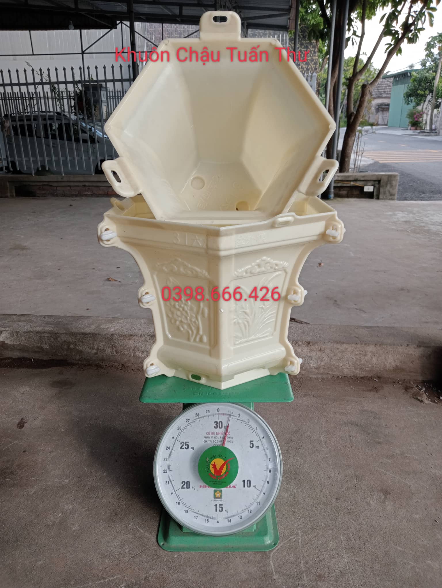 Khuôn đúc chậu cảnh lục giác 31 nhựa ABS không kèm chân đôn