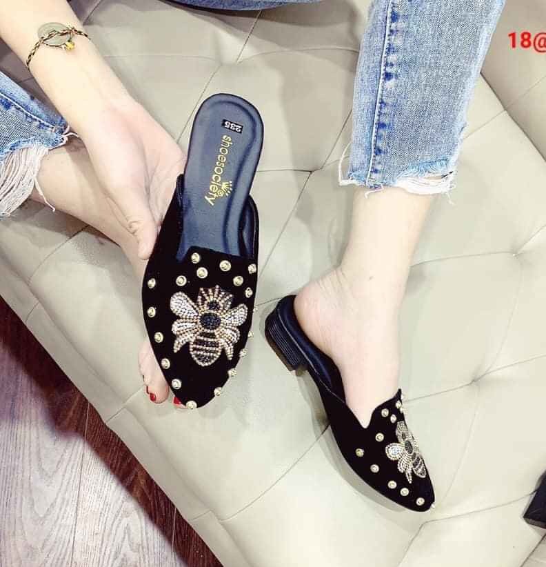 Dép sục nữ đính đá hình ong