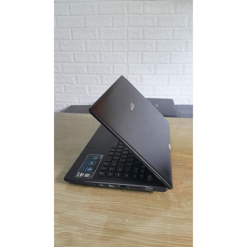 Laptop cũ Asus X401a – Core i3, mỏng đẹp, chơi game