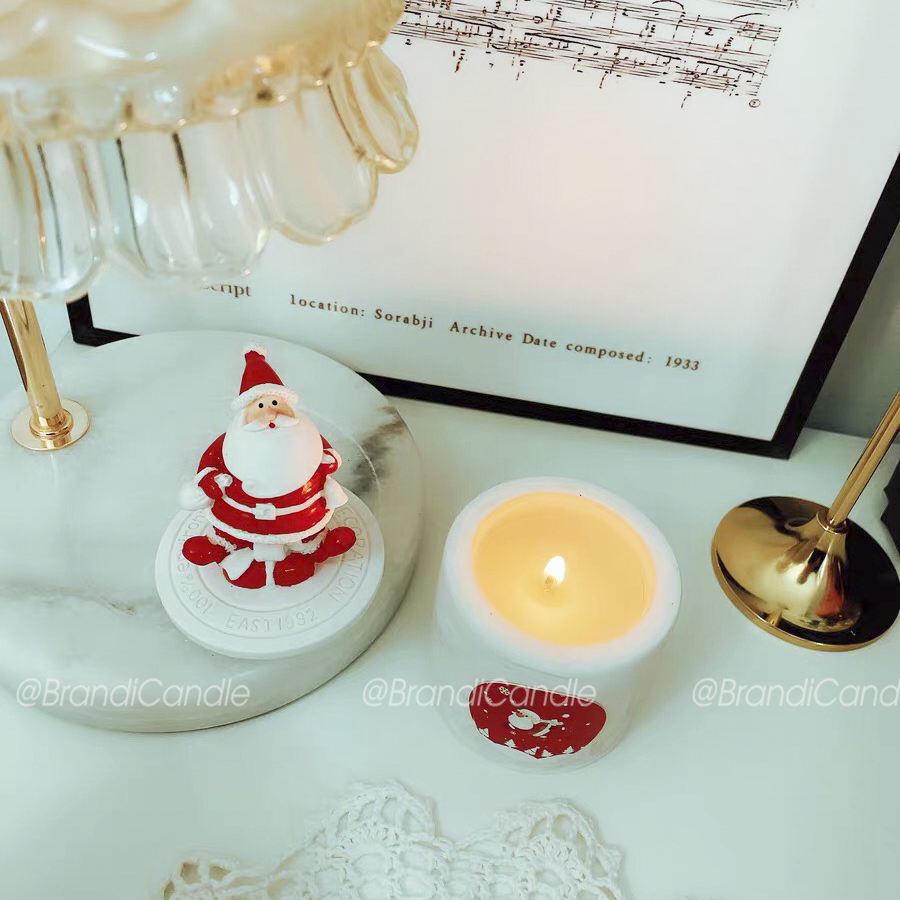 Nến thơm nắp tượng ông già noen [tặng kèm gói diêm giấy]