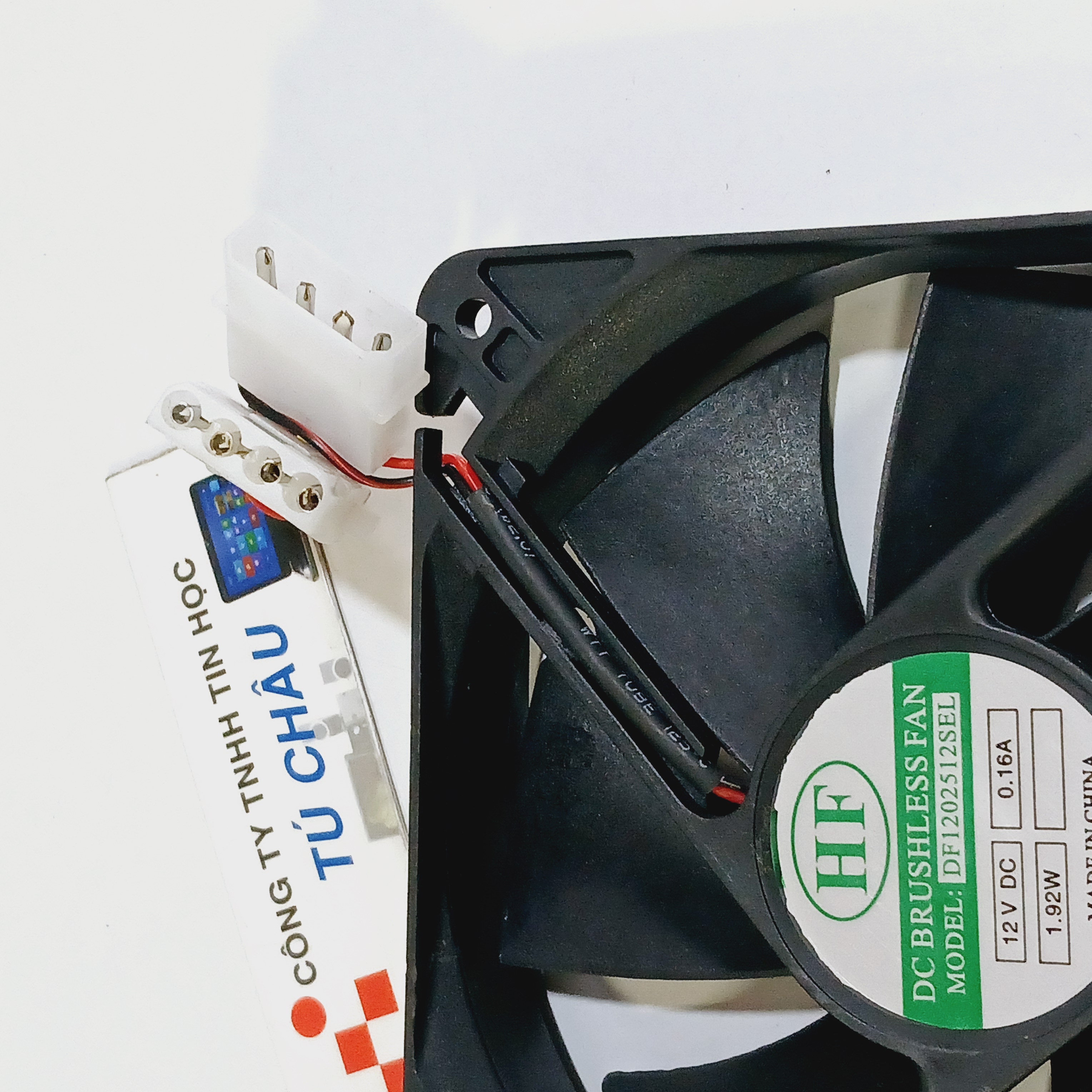 Quạt case 12Cm, dày 2.5Cm - Điện áp DC 12V (Đầu cắm ATA 4 Pin)